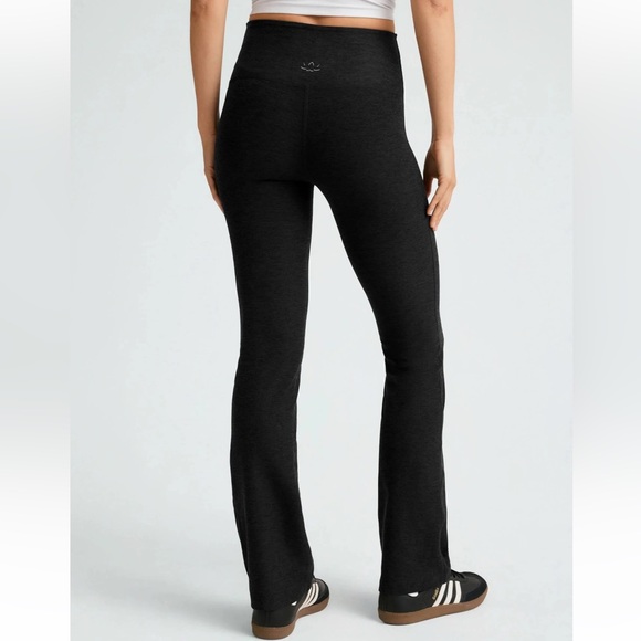 Beyond Yoga Spacedye Practice High Waisted Bootcut Pant - Picture 1 of 16